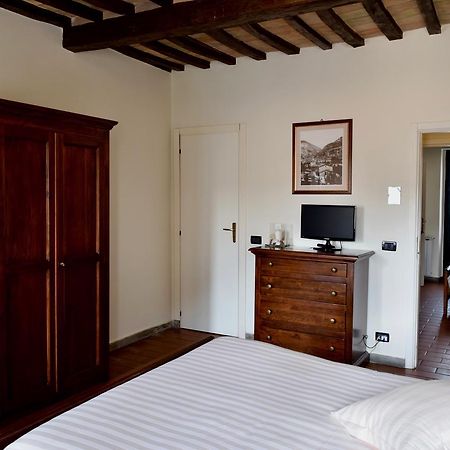Bed and Breakfast Residenza Le Logge Gubbio Exteriér fotografie