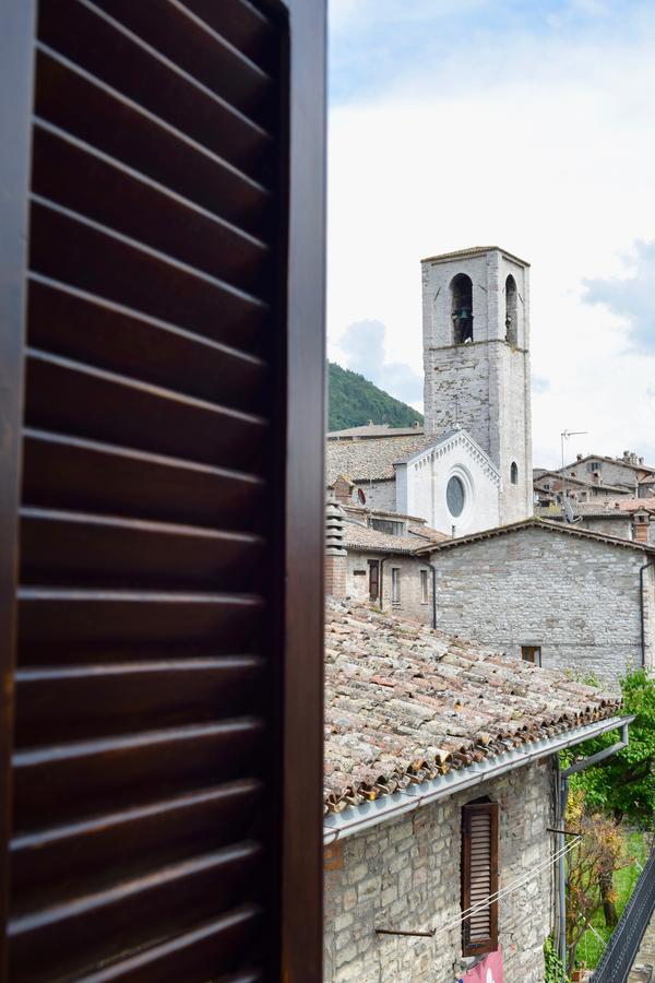 Bed and Breakfast Residenza Le Logge Gubbio Exteriér fotografie